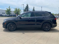 Humberview Volkswagen on the Queensway This Certified Pre-Owned 2022 Volkswagen Tiguan Comfortline 4... (image 3)