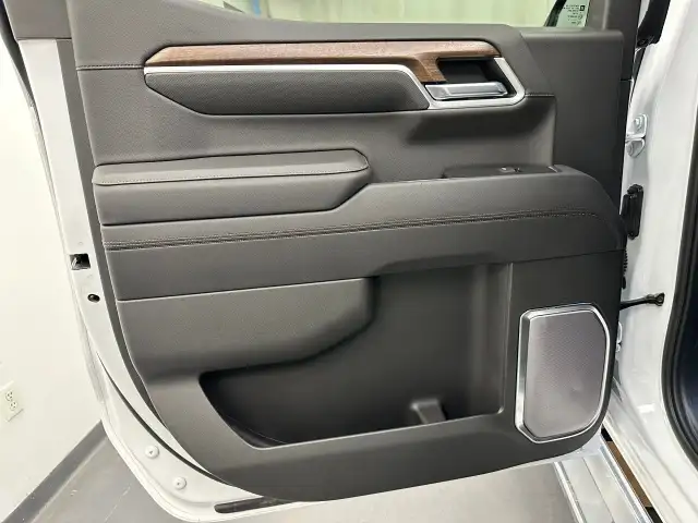 2022 Chevrolet Silverado 1500 dans Autos et camions dans Lethbridge - Image 23