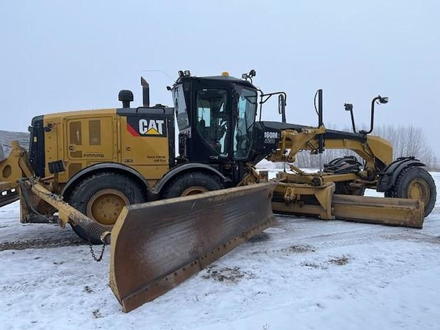 CAT 160M2 VHP GRADER low hours in Heavy Equipment in Red Deer - Image 3