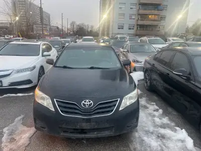 No accidents, all service records recorded, Bluetooth, sunroof, power seats, cruise control and much...