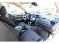 CLEAN CARFAX, MANITOBA VEHICLE! - 2.5L Engine - FWD - Automatic Transmission - Remote Start - Apple... (image 3)