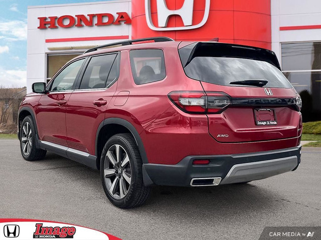 2025 Honda Pilot Touring AWD | FULLY LOADED | CLEAN CARFAX in Cars & Trucks in Hamilton - Image 4