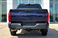 Lease this gorgeous Truck for 60 months at 6.99% for $427 Bi-weekly with only $5000 down! Fully Safe... (image 4)