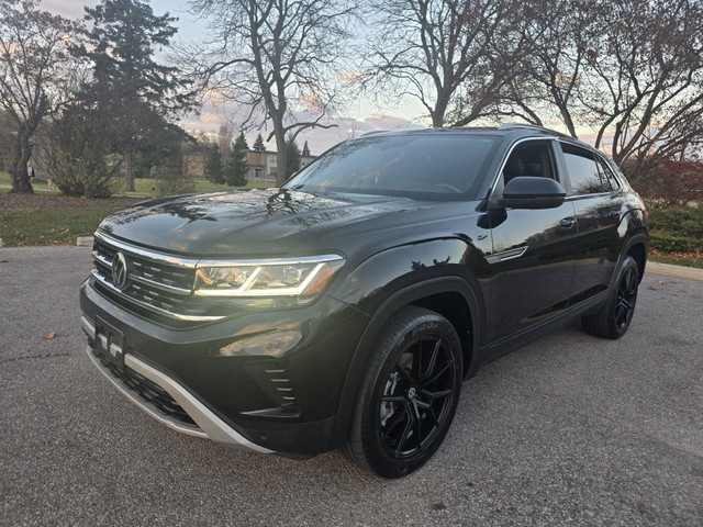 2020 Volkswagen Atlas Cross Sport Comfortline 2.0 TSI 4MOTION in Cars & Trucks in City of Toronto - Image 2