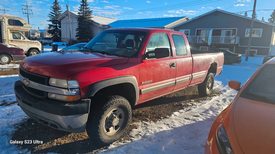 2002 Chevrolet Silverado 2500HD 6.0L LS