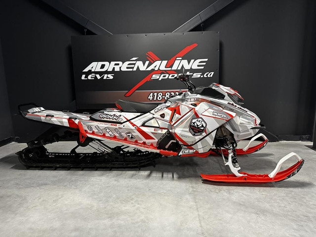 2020 Ski-Doo SUMMIT X 165 in Snowmobiles in Lévis - Image 2