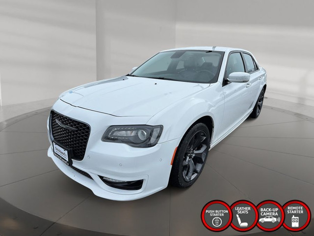 2022 CHRYSLER 300 TOURING L in Cars & Trucks in Stratford