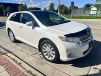 2011 Toyota Venza AWD 4dr,excellent conditions,super clean, one owner,clean carfax,safety certificat... (image 5)