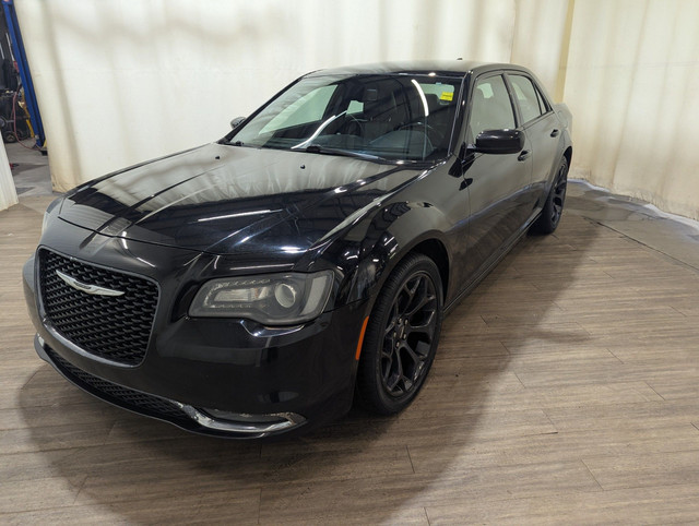 2019 Chrysler 300 S New Tires! in Cars & Trucks in Calgary - Image 3
