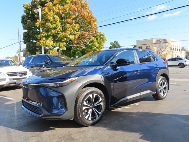 2023 Toyota bZ4X BZ4X - 29,000KMS - Back-Up Camera - Heated Seat in Cars & Trucks in Oakville / Halton Region - Image 4