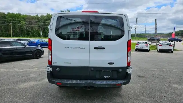 2017 FORD TRANSIT T-250 250 dans Autos et camions dans Barrie - Image 8