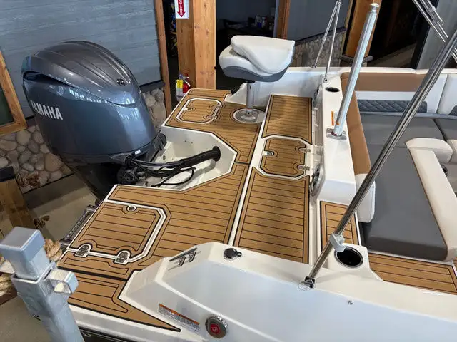 2025 Starcraft SVX 211 in Powerboats & Motorboats in Saskatoon - Image 13