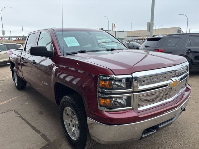2014 Chevrolet Silverado 1500 4WD Crew Cab LT ONLY 105K! in Cars & Trucks in Edmonton - Image 2