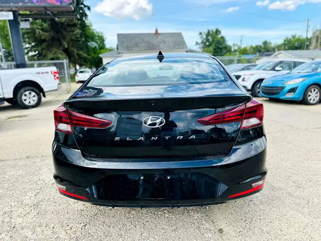 2020 Hyundai Elantra Preferred w/Sun & Safety Package IVT in Cars & Trucks in Edmonton - Image 4