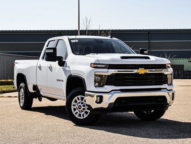 2025 Chevrolet Silverado 2500HD LT in Cars & Trucks in Strathcona County - Image 2