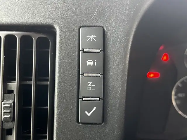 2019 Chevrolet Express 4500 22 Passenger Wheelchair Accessible S in Heavy Trucks in Delta/Surrey/Langley - Image 35