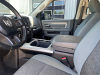 2018 Ram 2500 SLT 4x4 Crew Cab with the 6.7L Cummins Diesel and only 90,000kms! Big lift and tires,... (image 9)