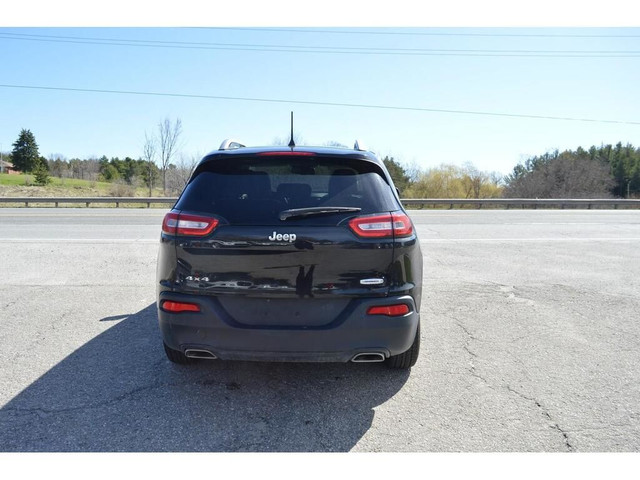  2016 Jeep Cherokee 4WD 4dr North in Cars & Trucks in Markham / York Region - Image 4