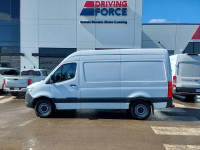 3.0L V6 Diesel, Cargo Partition, Twin Front Passenger Seats, Leatherettle Upholstery, Floor Covering... (image 1)