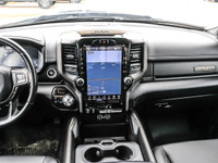 Diamond Black Crystal Pearlcoat 2023 Ram 1500 8-Speed Automatic HEMI 5.7L V8 VVT10 Speakers, Apple C... (image 6)