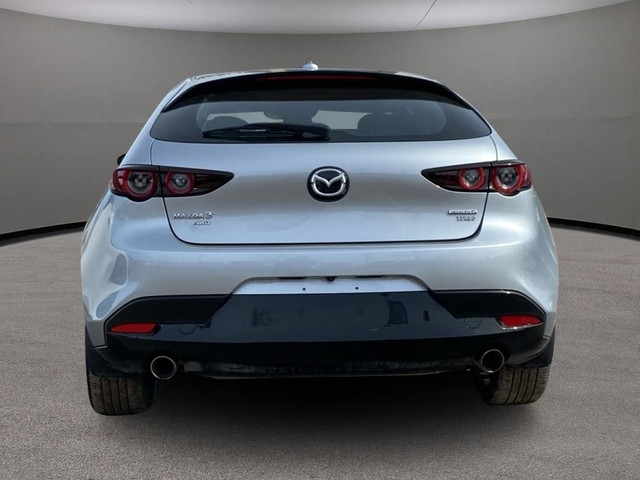  2021 Mazda Mazda3 Sport GT w/Turbo dans Autos et camions  à Saskatoon - Image 3
