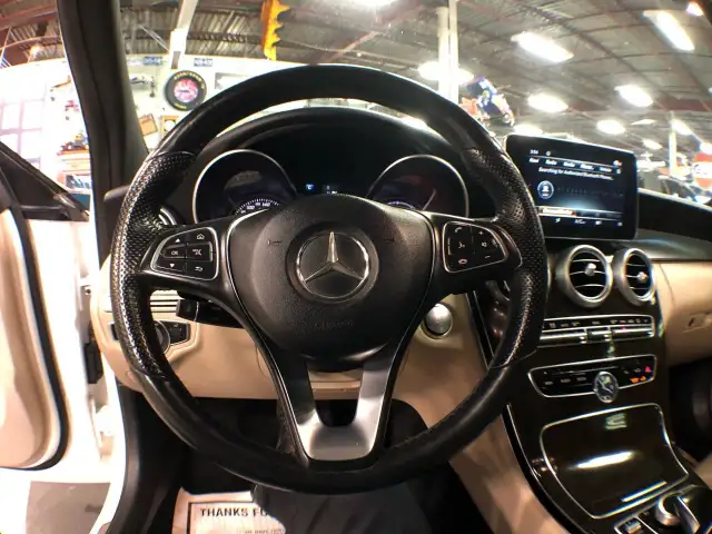 2018 Mercedes-Benz C-Class C 300 AMG 4MATIC LEATHER PAN/ROOF NAV dans Autos et camions dans Ville de Toronto - Image 14