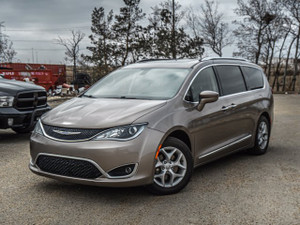 2018 Chrysler Pacifica Touring-L Plus | KEYLESS ENTRY/BLUETOOTH/POWER OPTIONS/BACKUP CAMERA |