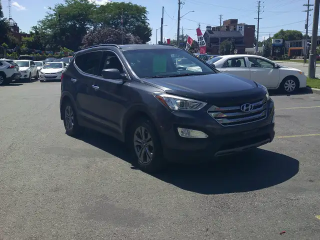 2015 Hyundai Santa Fe Sport Premium AWD in Cars & Trucks in Ottawa - Image 2