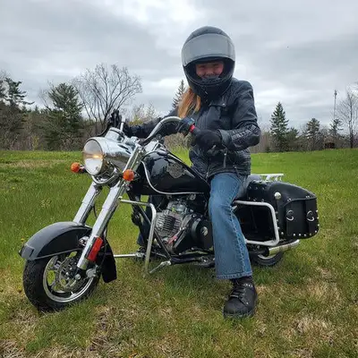 VENOM FatBoy 50cc Kids MINI CHOPPER We are proud to announce our new 50cc FatBoy Mini Chopper. This...