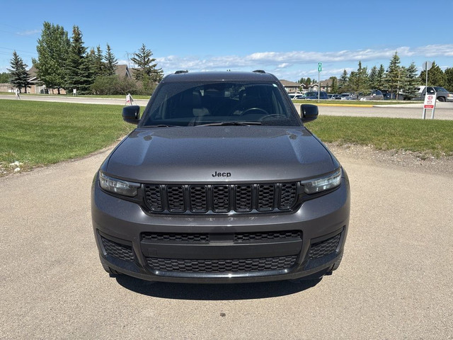 2021 Jeep Grand Cherokee L Altitude in Cars & Trucks in Calgary - Image 2