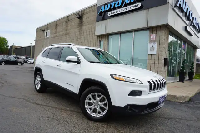 2017 Jeep Cherokee in Cars & Trucks in Oakville / Halton Region - Image 9