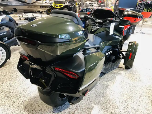2023 Can-Am Spyder SE6 RT S-T-S in Street, Cruisers & Choppers in Ottawa - Image 9