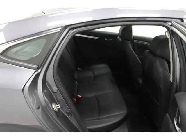 2019 Honda Civic Sedan TOURING, CUIR, DEMARREUR, TOIT, SIEGES CH in Cars & Trucks in Longueuil / South Shore - Image 33