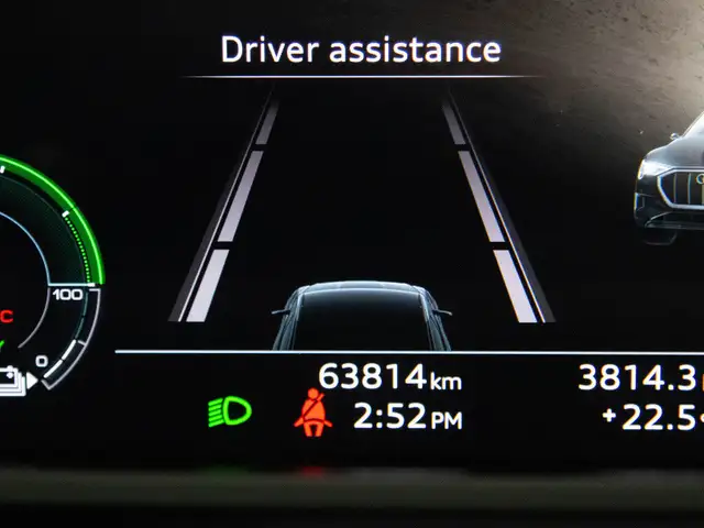2024 Audi Q8 e-tron BANG OLUFSEN | 21 WHEELS | PANO in Cars & Trucks in Mississauga / Peel Region - Image 21