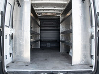 Engine: 6 Cylinder Engine (image 6)