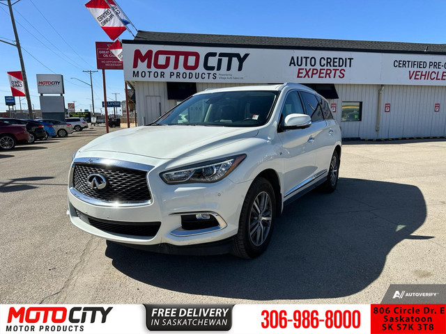 2019 INFINITI QX60 PURE AWD - Sunroof - Heated Seats in Cars & Trucks in Saskatoon