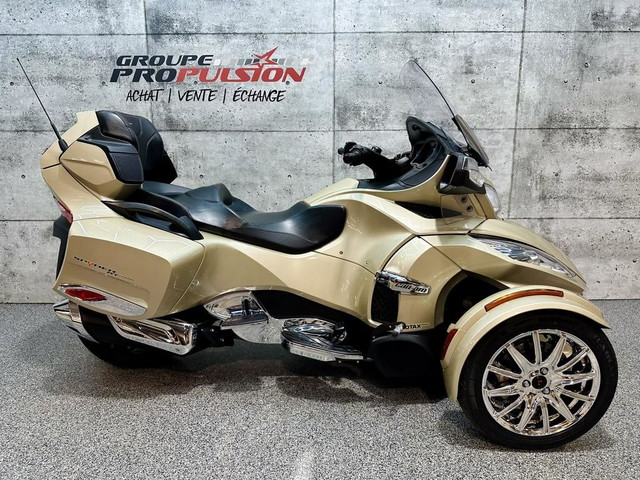 2017 Can-Am Spyder RT Limited | 30000km in Street, Cruisers & Choppers in Saguenay