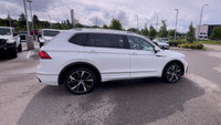 All Wheel Drive. Leather Interior. Touchscreen. Bluetooth. Remote Start. Sunroof. Rear View Backup C... (image 9)
