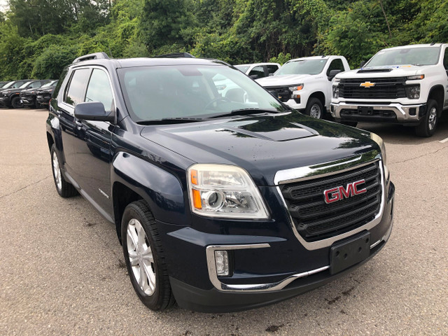 2017 GMC Terrain SLE in Cars & Trucks in London - Image 3