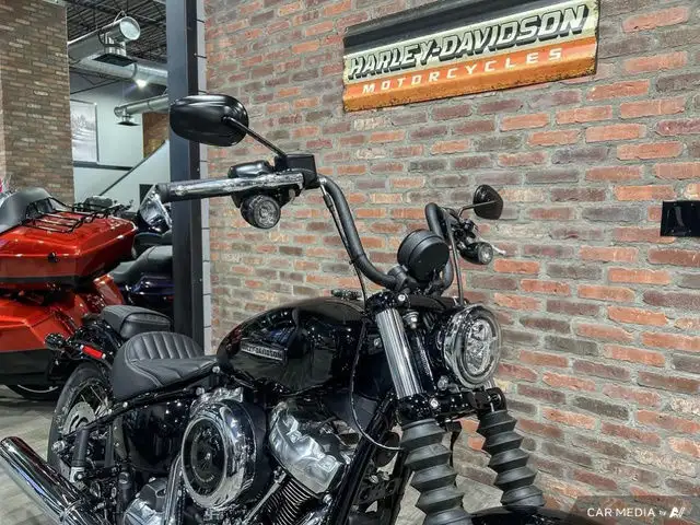 2025 Harley-Davidson FXBB - Street Bob FXBB STREET BOB in Street, Cruisers & Choppers in Calgary - Image 7