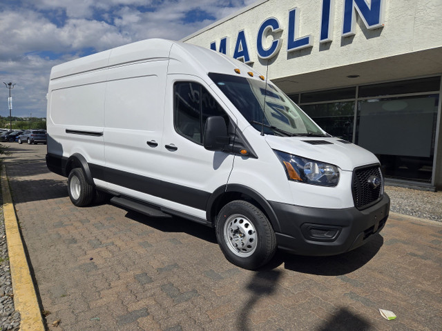 2025 Ford Transit Cargo Van TRANSIT | REMOTE START | REVERSE CAM in Cars & Trucks in Calgary - Image 2