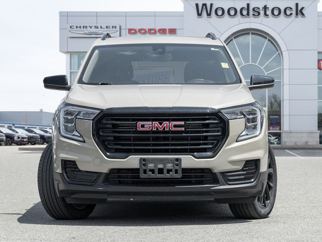 2023 GMC Terrain SLE | SPECIAL PURCHASE | 4WD | LOW PAYMENTS | in Cars & Trucks in Woodstock - Image 2