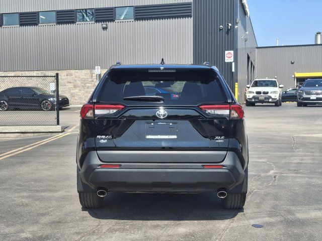2020 Toyota RAV4 XLE AWD | Sunroof | Adaptive Cruise Control in Cars & Trucks in Guelph - Image 4