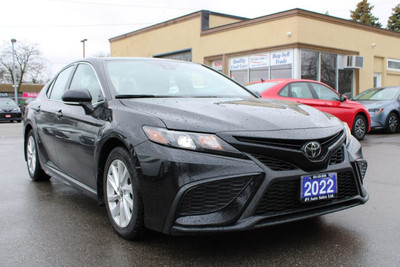  2022 Toyota Camry SE Auto