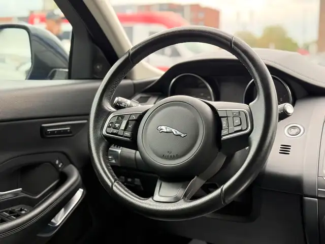 2018 Jaguar E-PACE S P250 | PREMIUM | LOADED | in Cars & Trucks in City of Toronto - Image 18