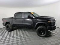 25 Rebel X with only 2749 kms!! 3.5 inch lift with paperwork. One of my good customers bought this u... (image 4)