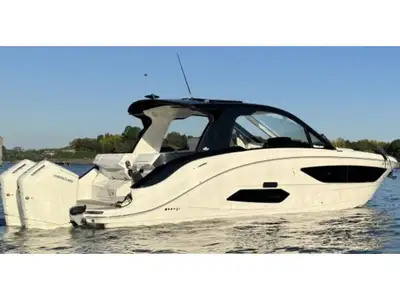 DAO370 T-600XL V12 JPO WHITE - PREPARATION INCLUSE - BLACK PAINTED FIBER.HARD TOP - COCKPIT COLOR-IV...