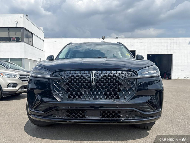 2025 Lincoln Aviator Reserve in Cars & Trucks in Edmonton - Image 2
