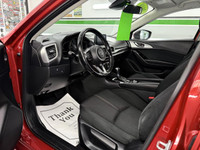 At RuralWorx Auto Sales we have a EXTRA CLEAN, ONE OWNER 2018 Mazda 3 GS Hatchback! This car looks a... (image 6)