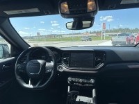 Sport Suspension, Navigation, Apple CarPlay, Android Auto, 4G Wi-Fi, Leather Seats, Power Liftgate,... (image 9)